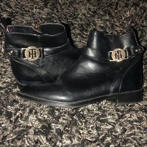 Tommy Hilfiger black booties